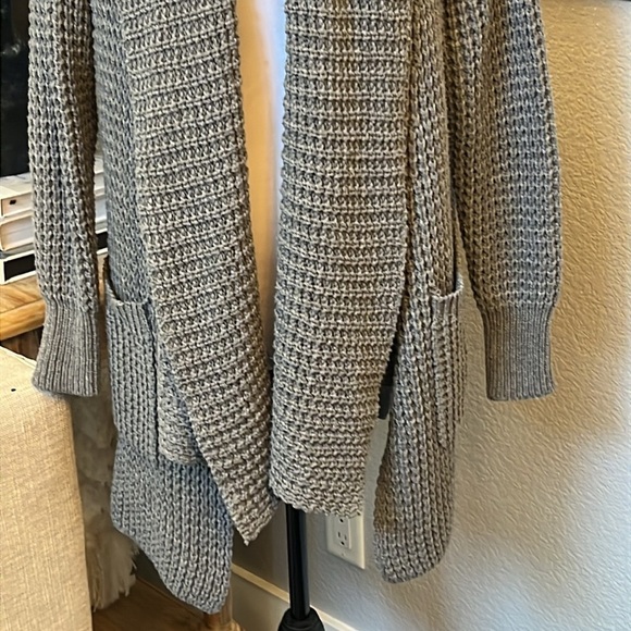 POL Chunky Chenille Knit Cardigan Grey Oversized Crochet Cabincore Cozy Large - Picture 3 of 8